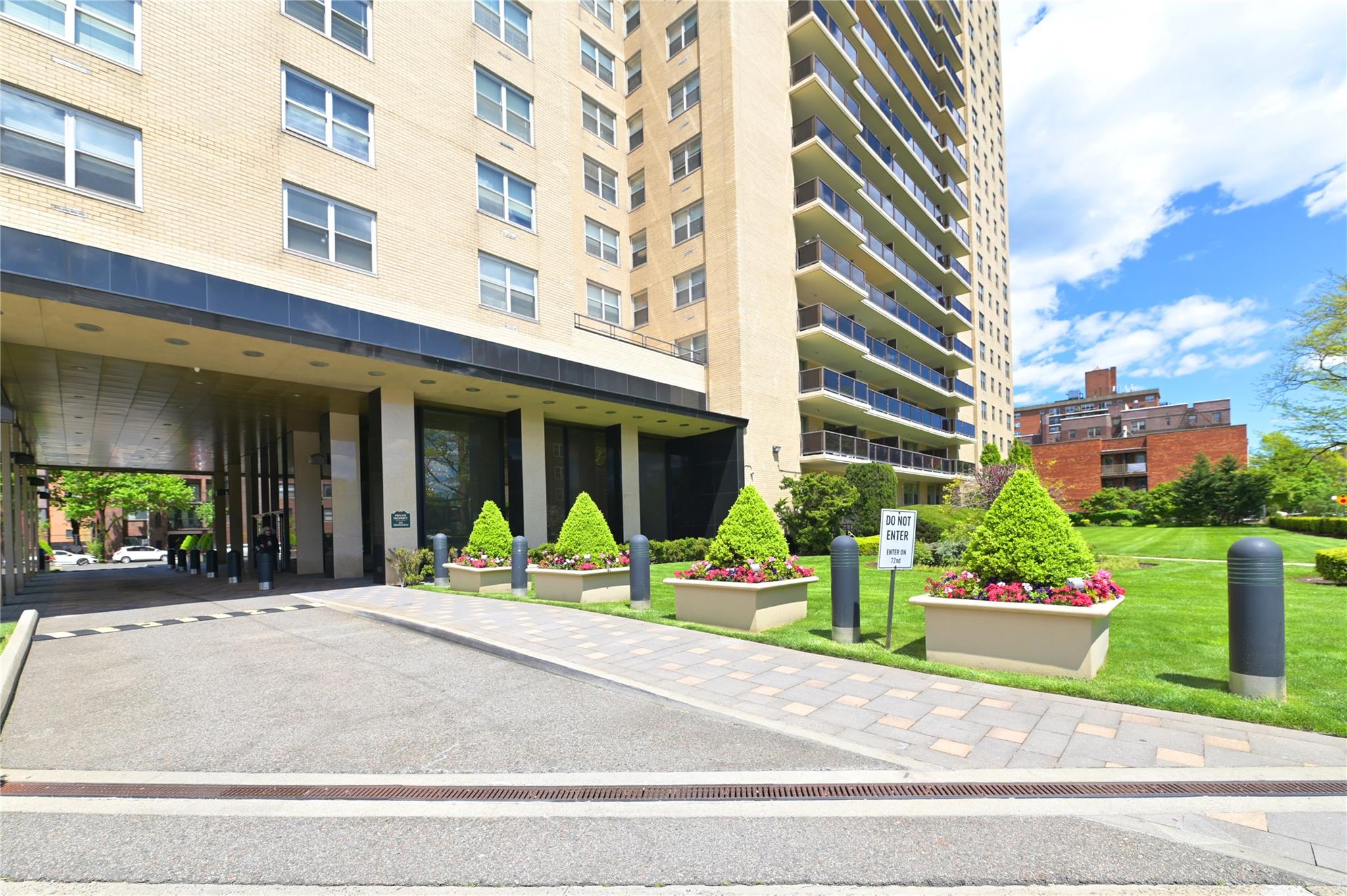 110-11 Queens Boulevard 8H