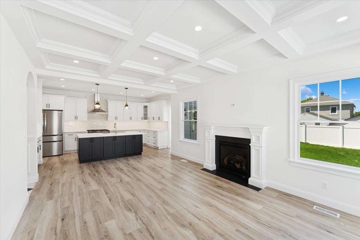 42 Second  Street Extension, Glen Cove, New York image 18