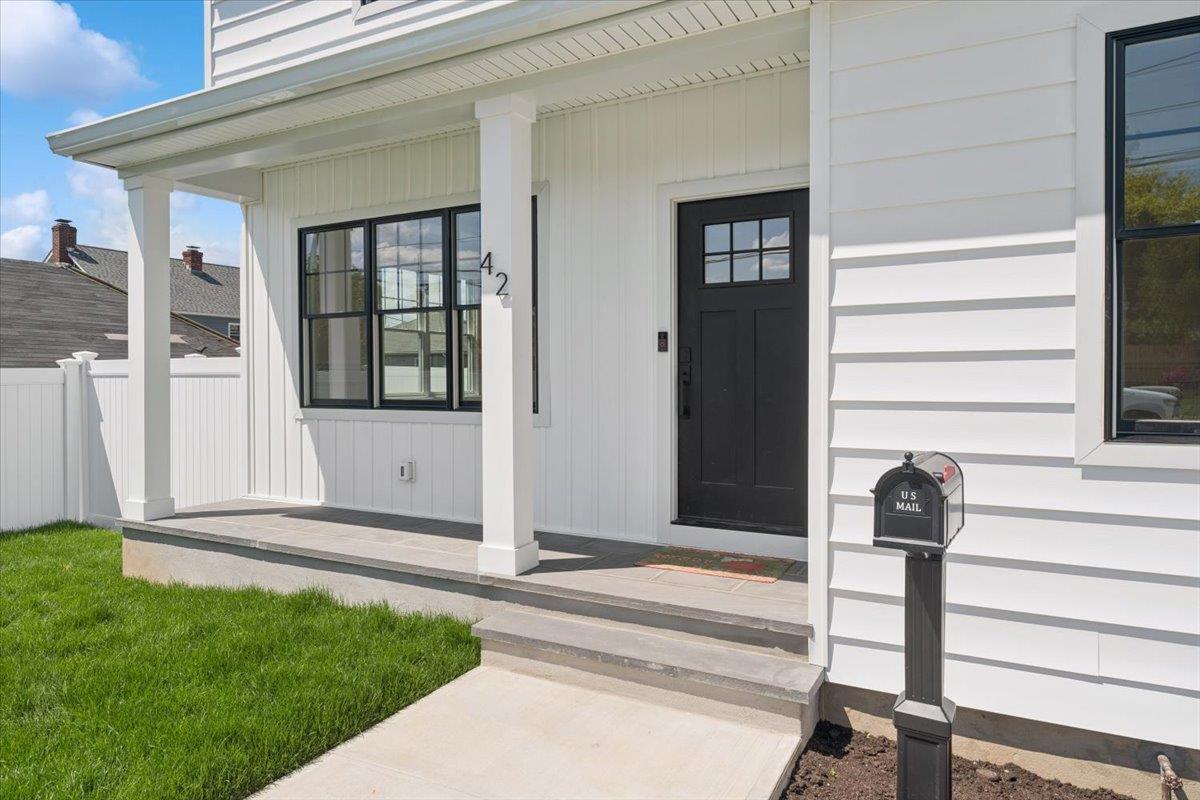 42 Second  Street Extension, Glen Cove, New York image 9