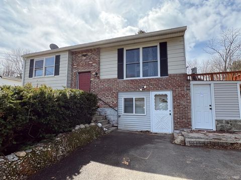 Homes For Sale - 173 Western Avenue<br/> Ulster County, Marlboro, NY 12542