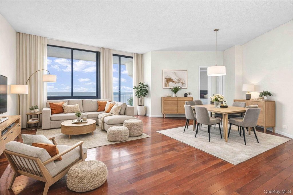 Photo of 13835 Elder Ave #Penthouse F, Flushing, NY 11355 (MLS # 965499)