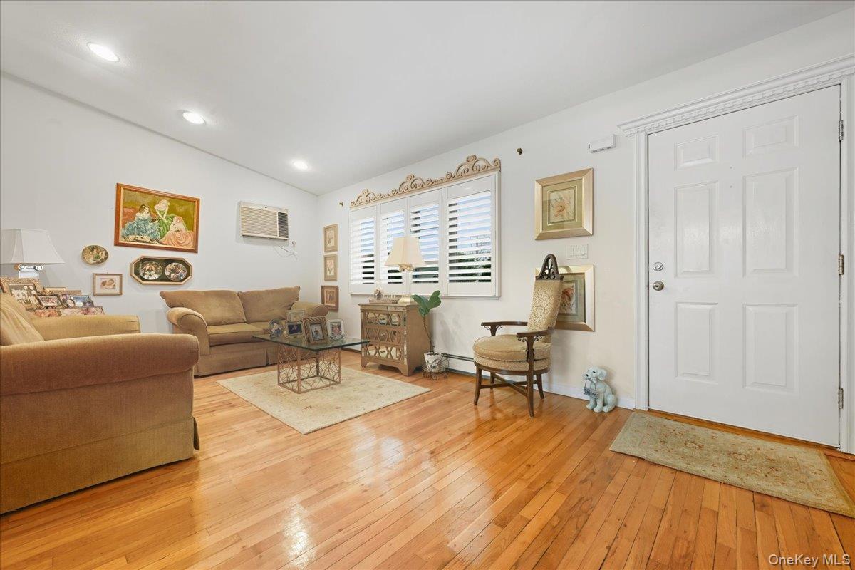 3937 Kingsberry Road