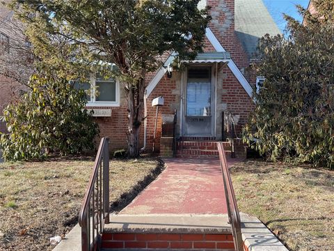 11588 220th Street Cambria Heights NY 11411