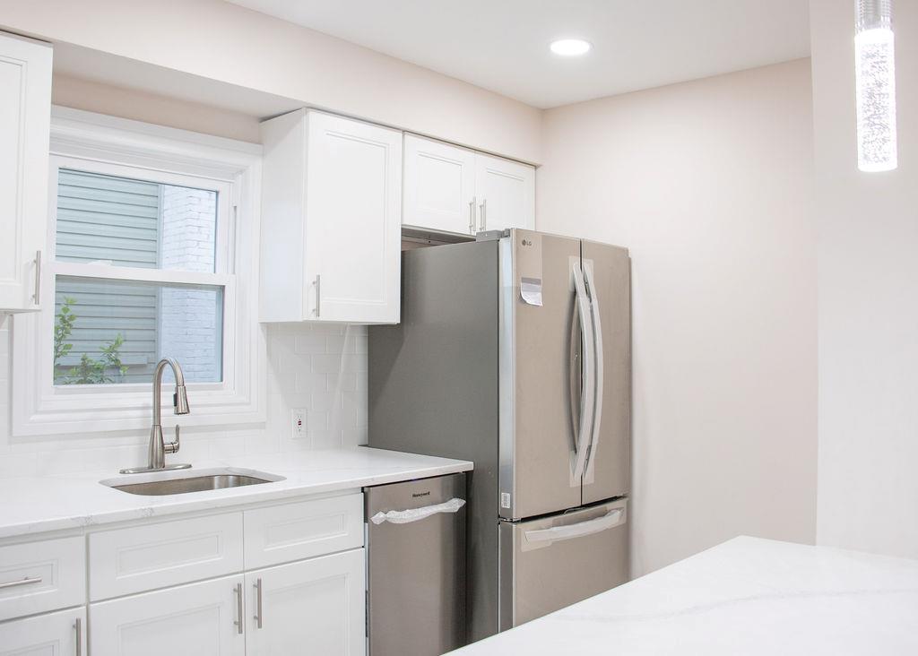 11 Shine Place, Valley Stream, New York image 7