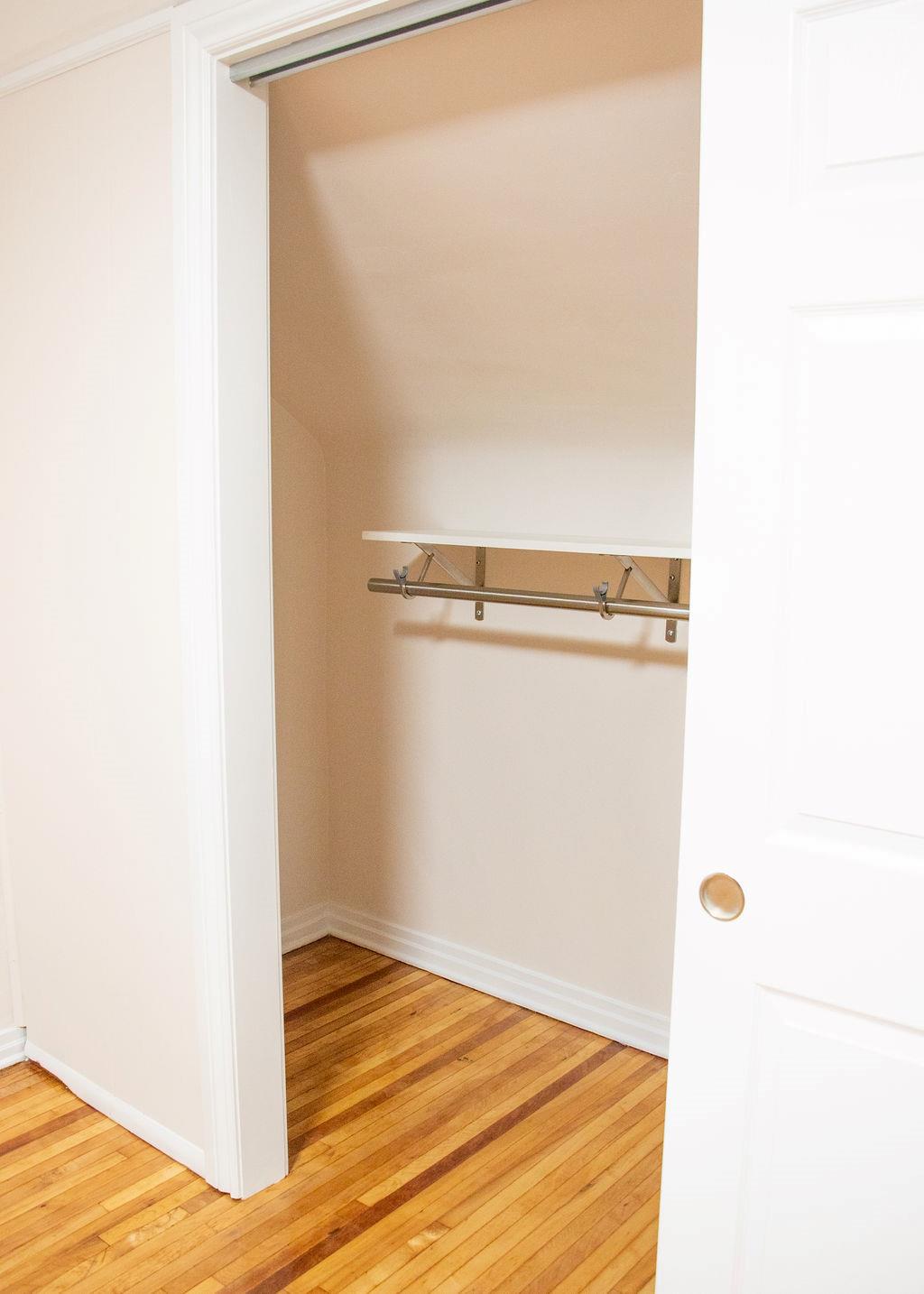 11 Shine Place, Valley Stream, New York image 33