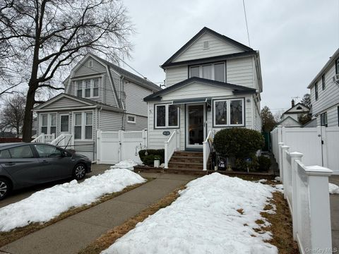 9028 218th Place Queens Village NY 11428