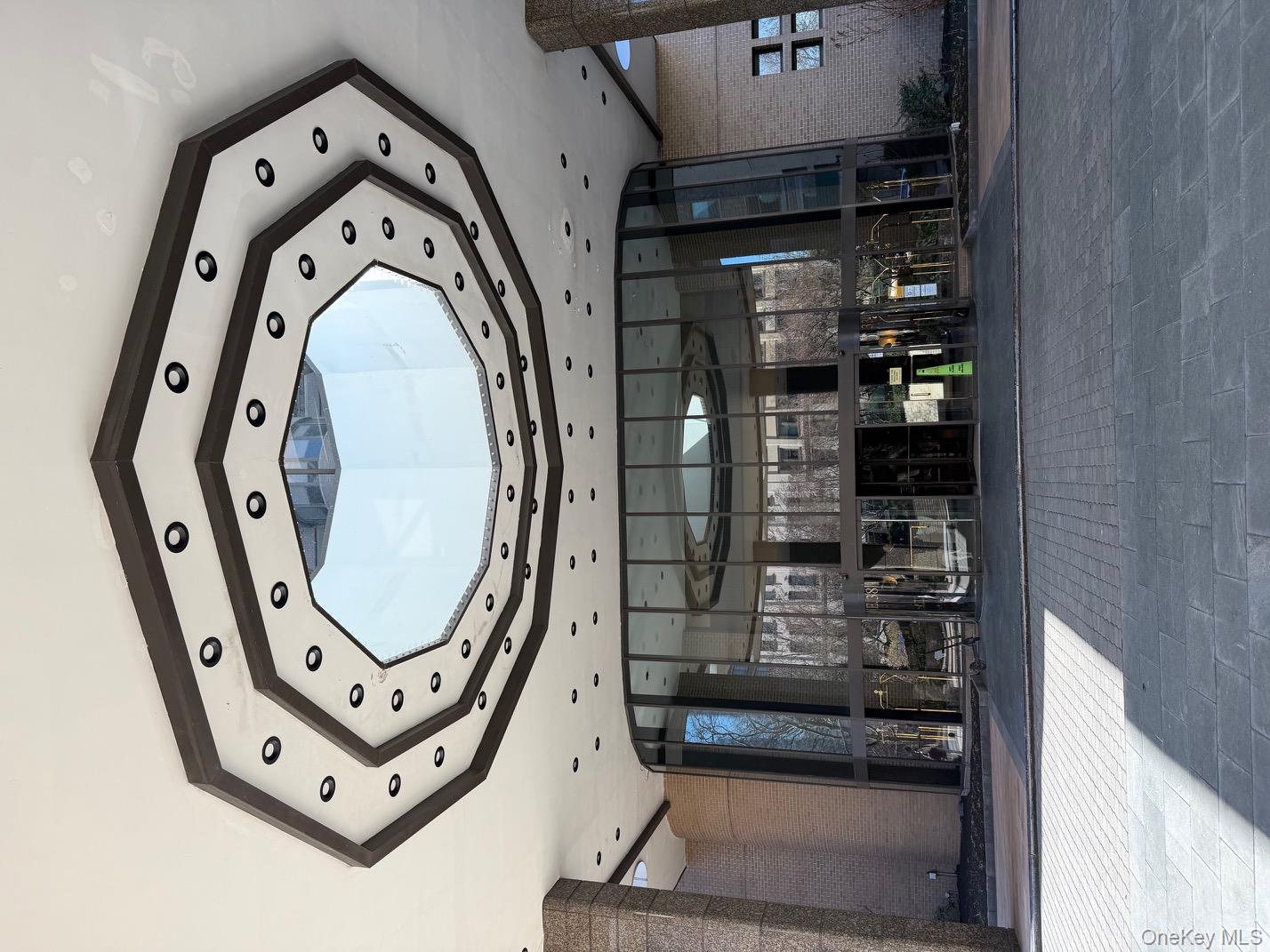 330 E 38th Street 12Q