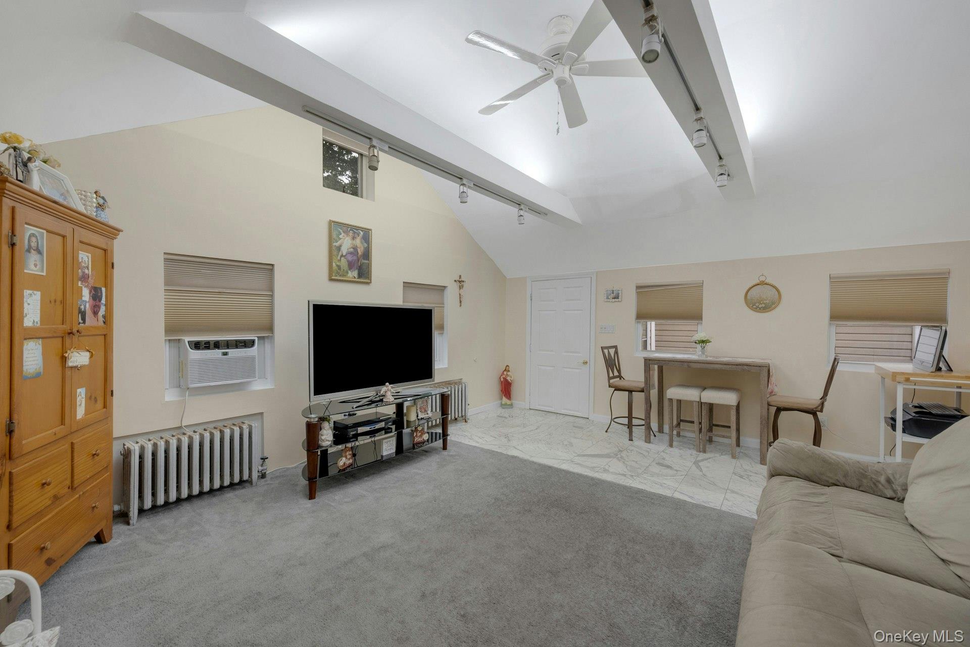 30A Edgewater Park A