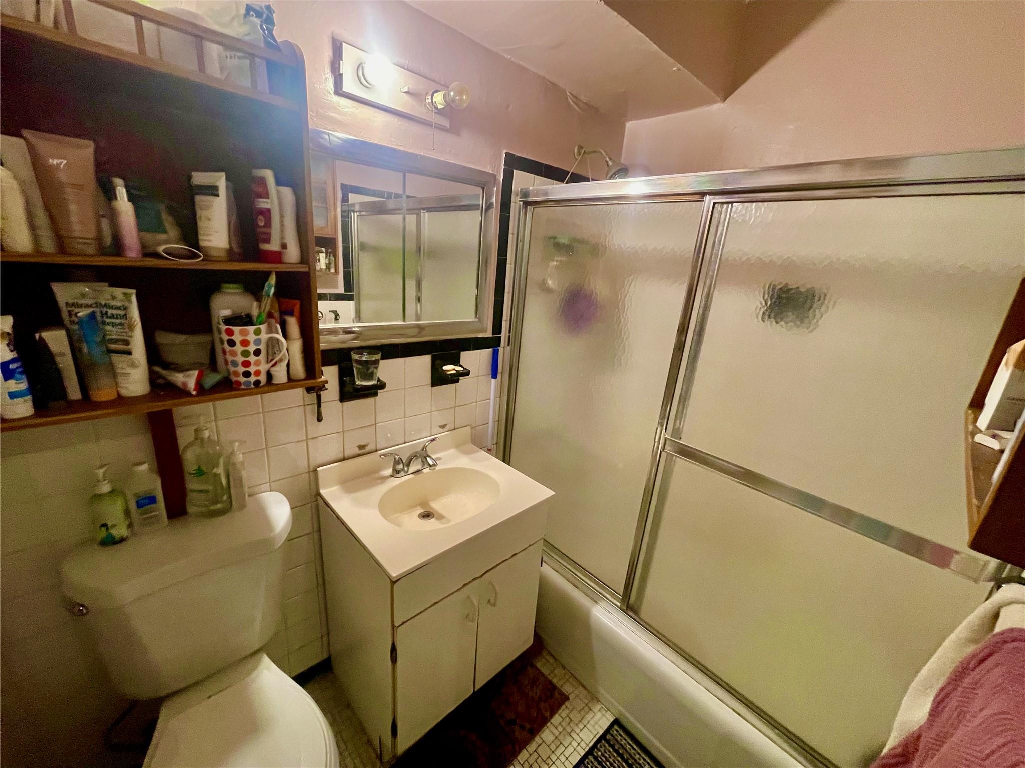 8111 45 Avenue #8M, Elmhurst, New York image 7