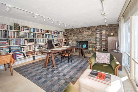 Tiny photo for 132 Ridgecrest Road, Briarcliff Manor, NY 10510 (MLS # 955436)