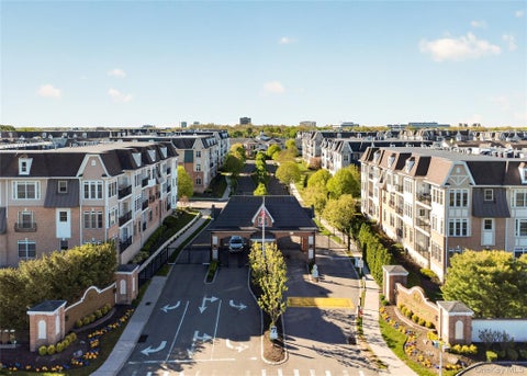 Condo For Sale - 401 Pacing Way #4101<br/> Westbury, NY 11590