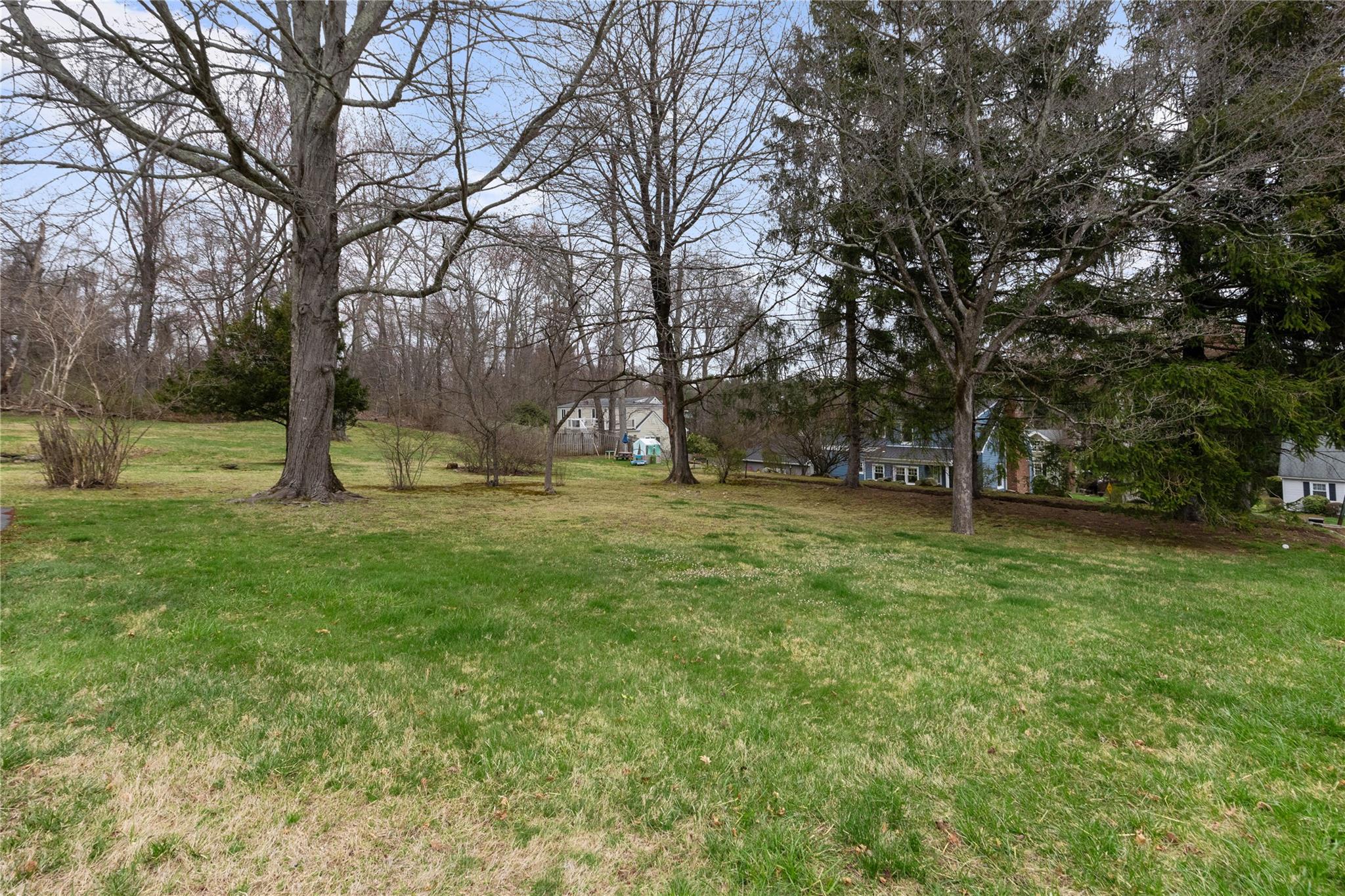 14 Brundage Street, Armonk, New York image 1