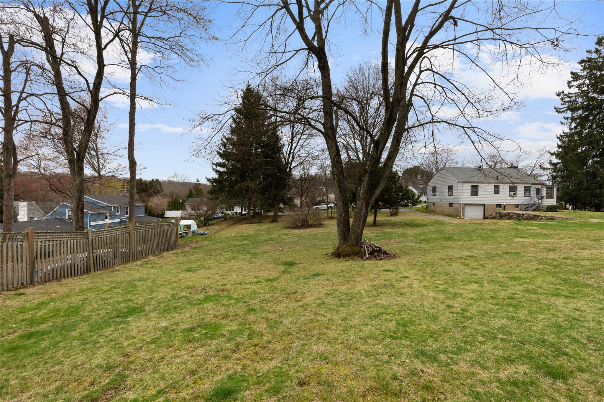 14 Brundage Street, Armonk, New York image 3