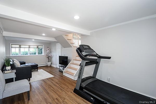 Plainview, New York 11803, United States, 3 Bedrooms Bedrooms, ,2 BathroomsBathrooms,Residential,Active,233249