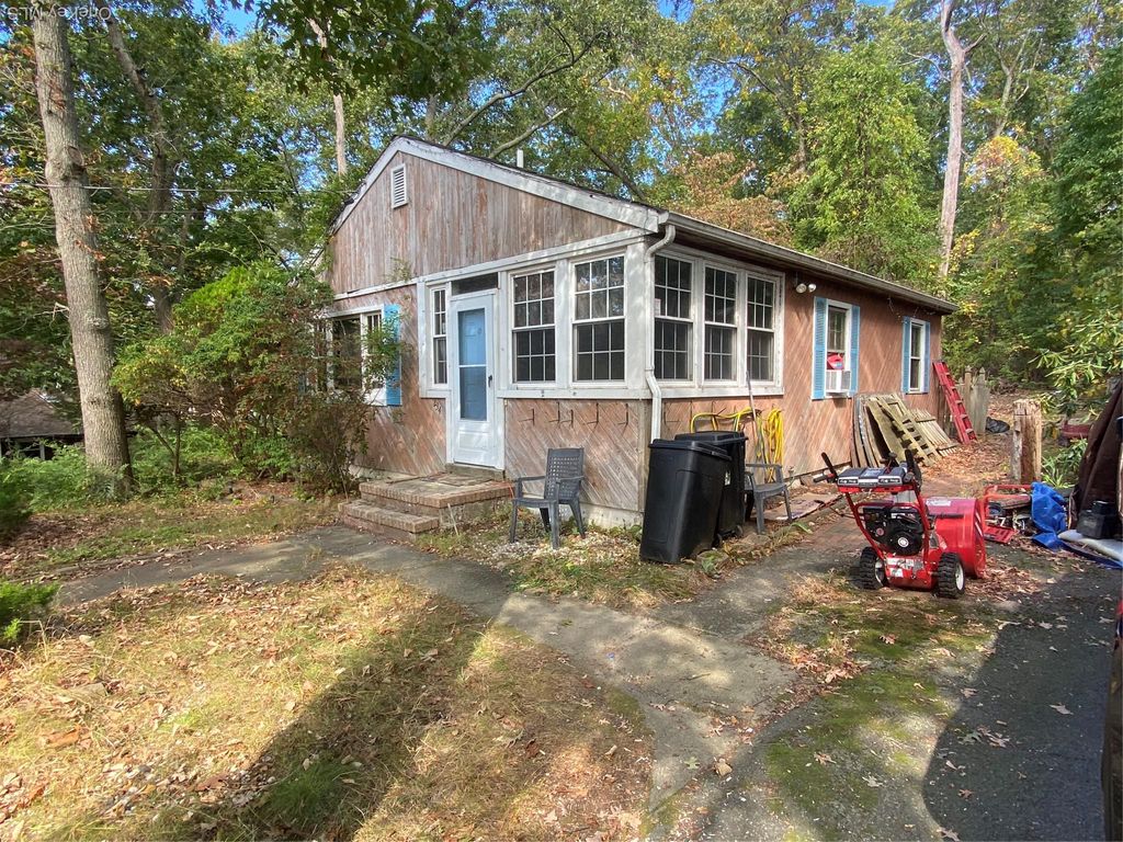 Photo of 234 Lakeside Trail, Ridge, NY 11961 (MLS # 922251)