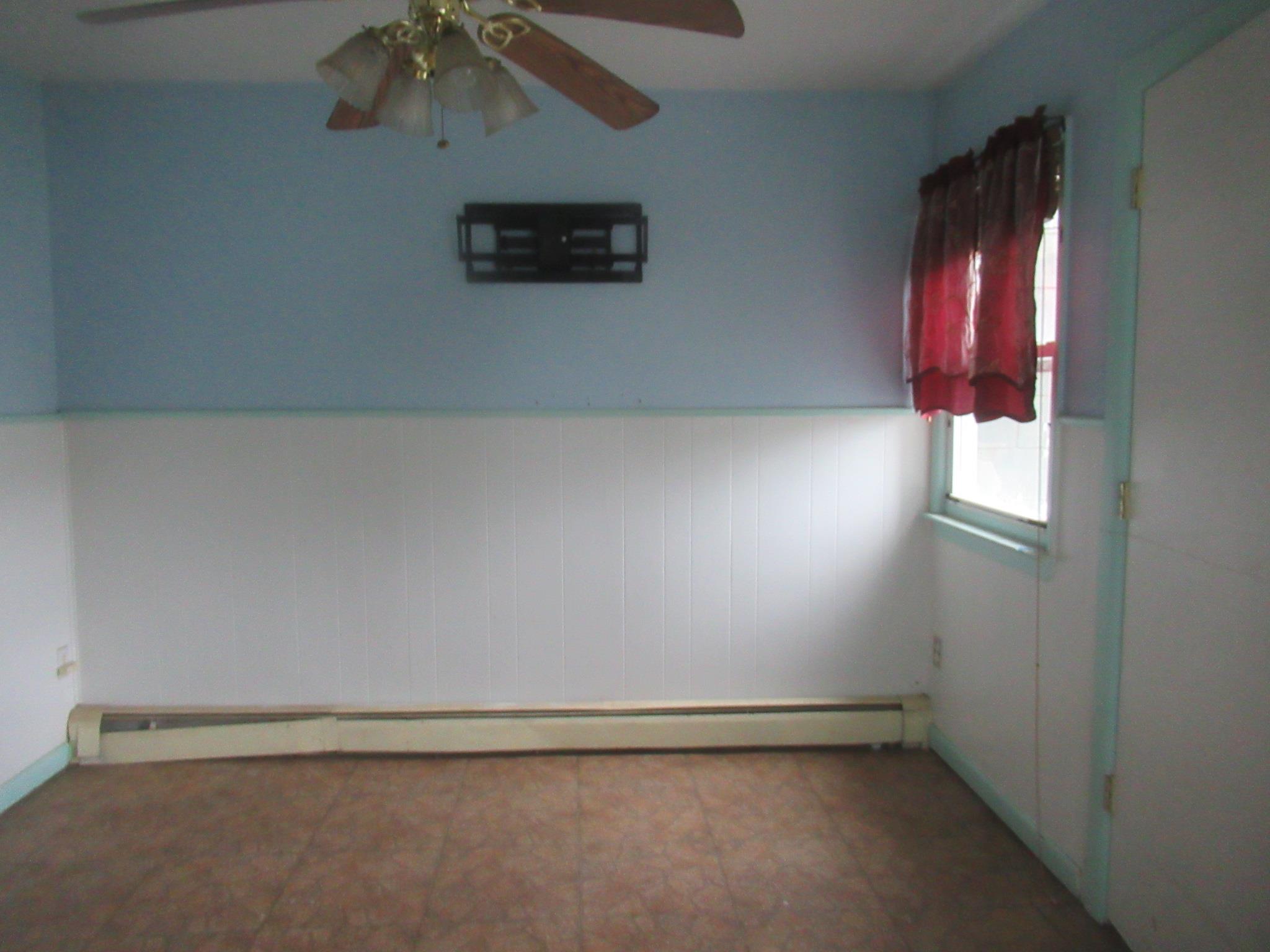 36 Sandburg Court, Middletown, New York image 5