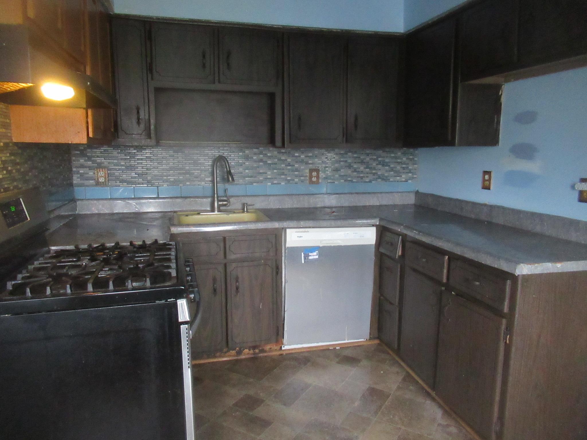 36 Sandburg Court, Middletown, New York image 3