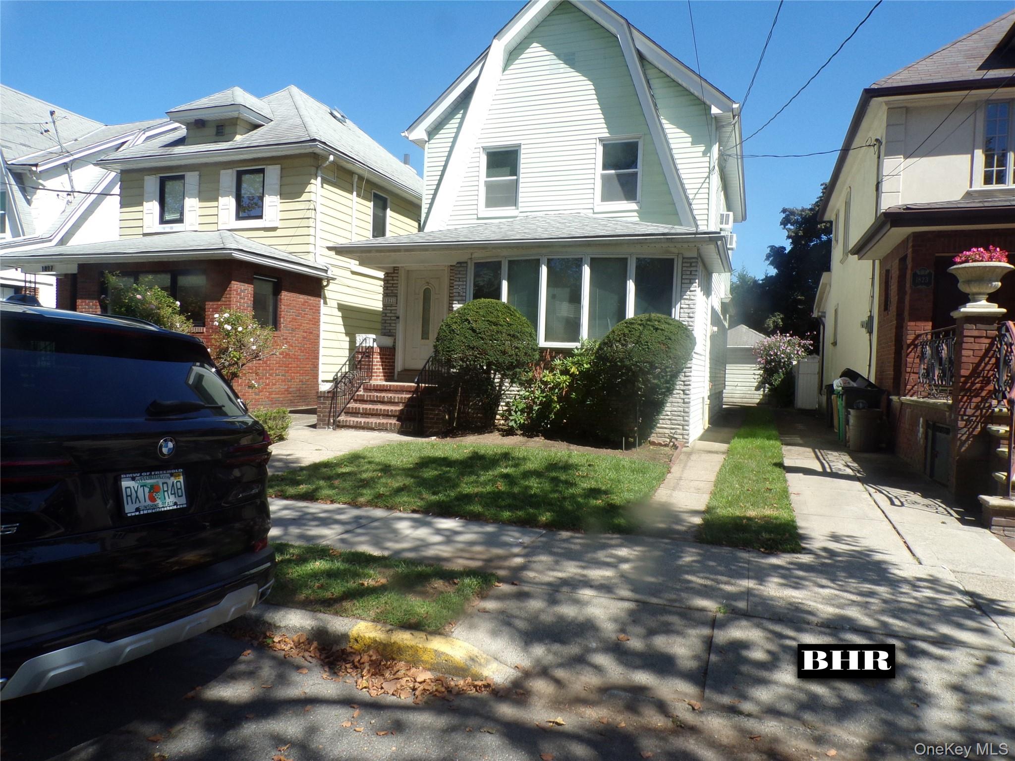 1821 E 27th Street