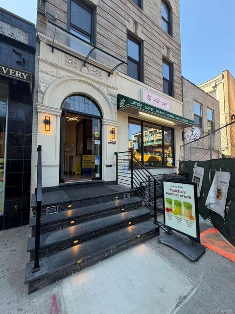 Photo of 2308 44th Drive, Long Island City, NY 11101 (MLS # 984506)