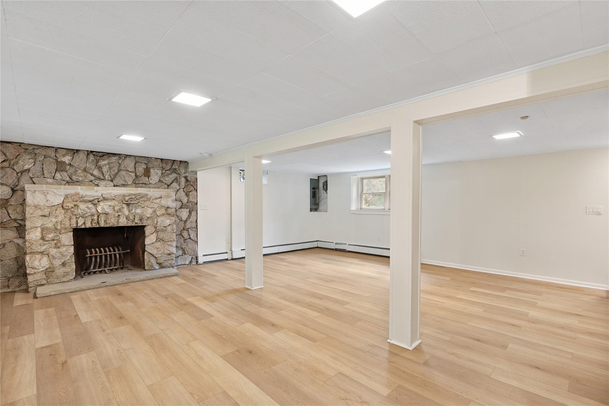 11 Woodland Road, Woodbury, New York image 29