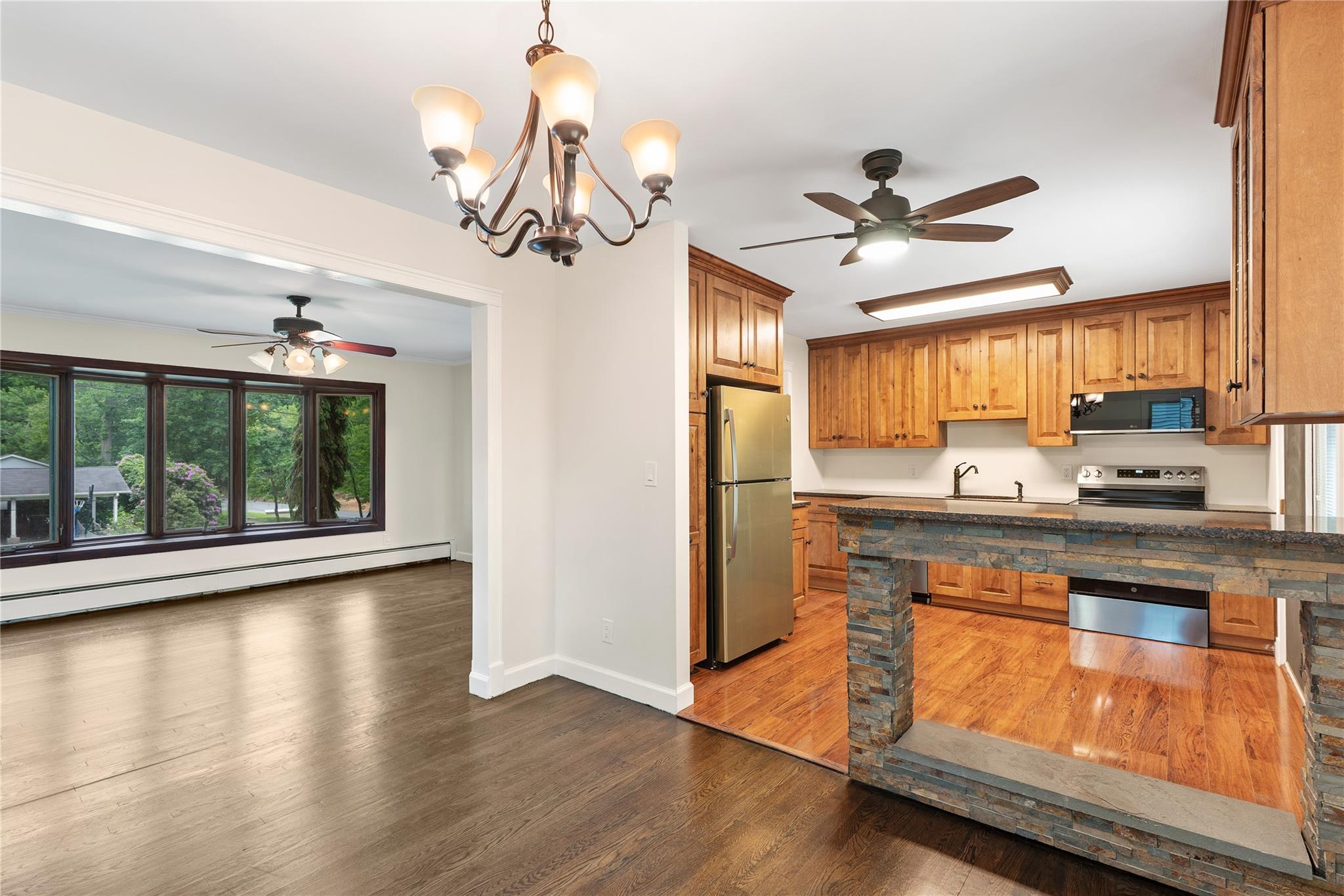 11 Woodland Road, Woodbury, New York image 9