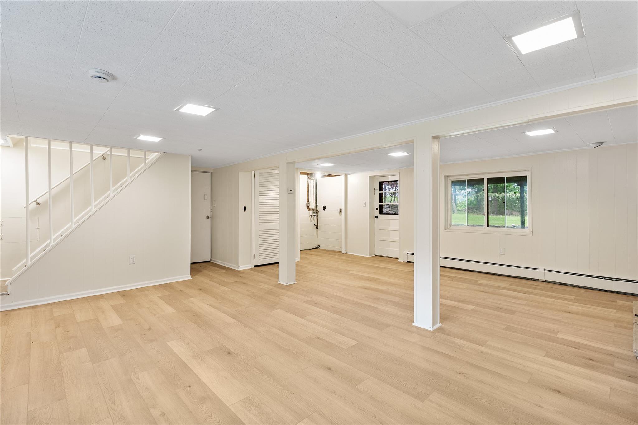 11 Woodland Road, Woodbury, New York image 26