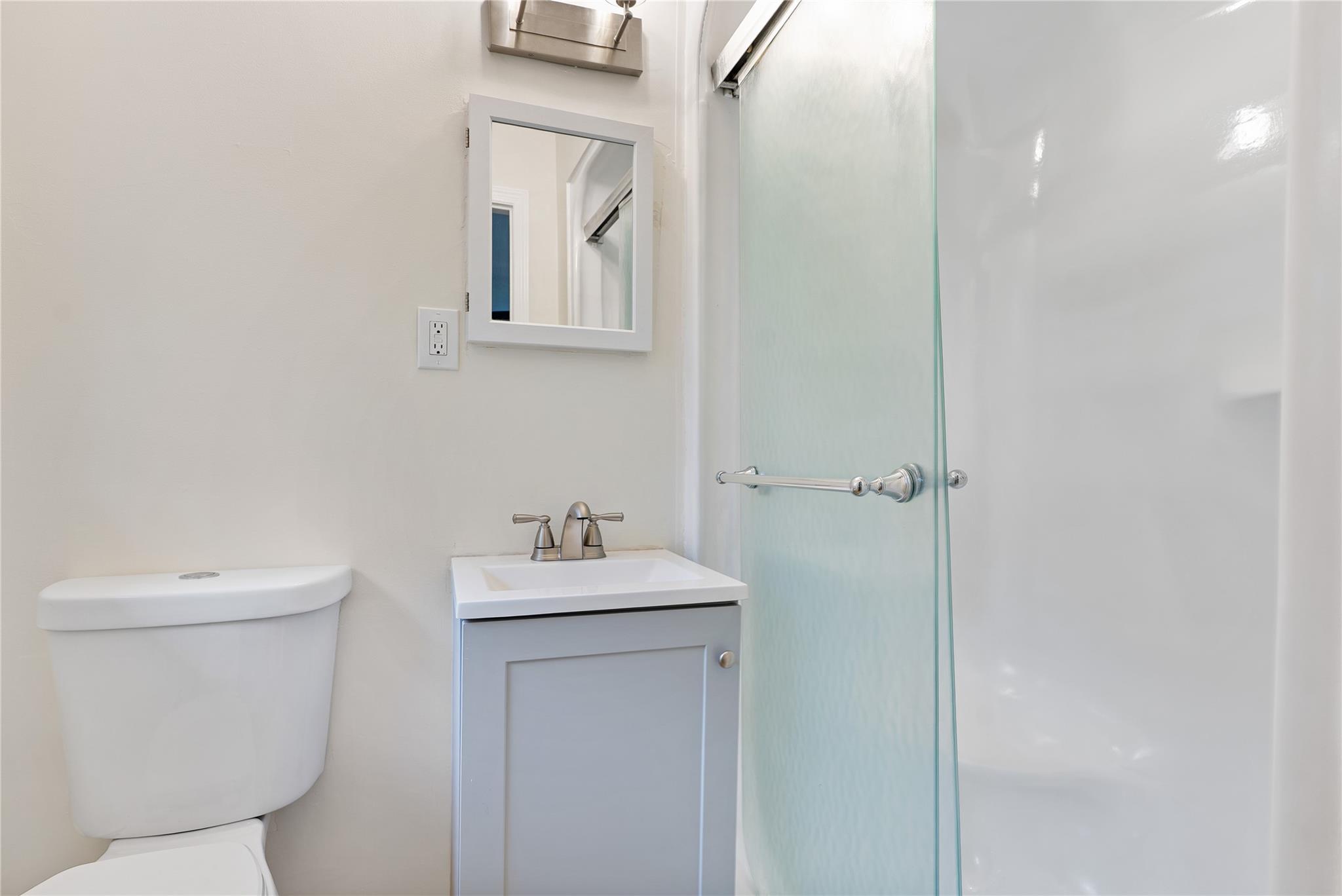 11 Woodland Road, Woodbury, New York image 19