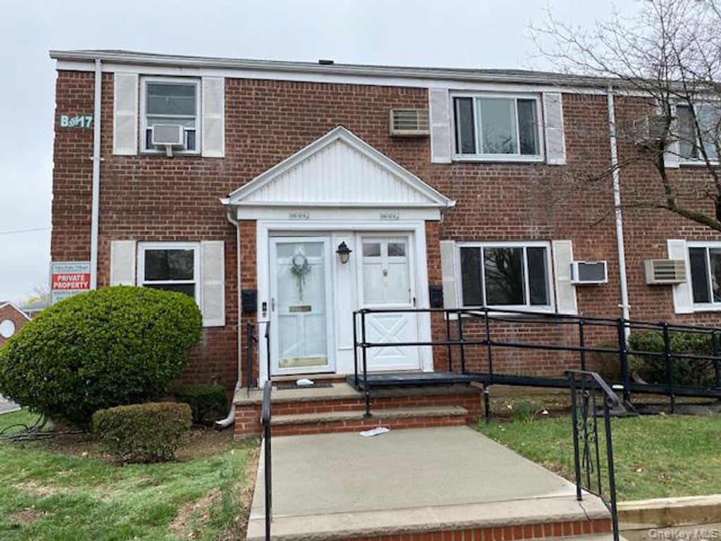 Photo of 245-52 76th Avenue #C-1, Bellerose, NY 11426 (MLS # 980583)