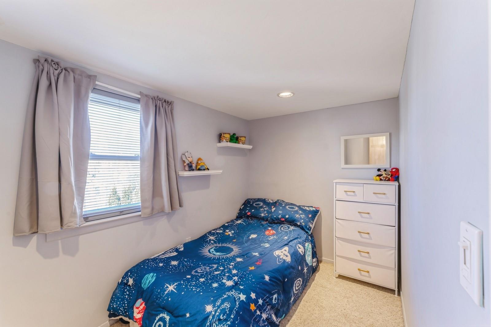305 Seidman Place, Franklin Square, New York image 15