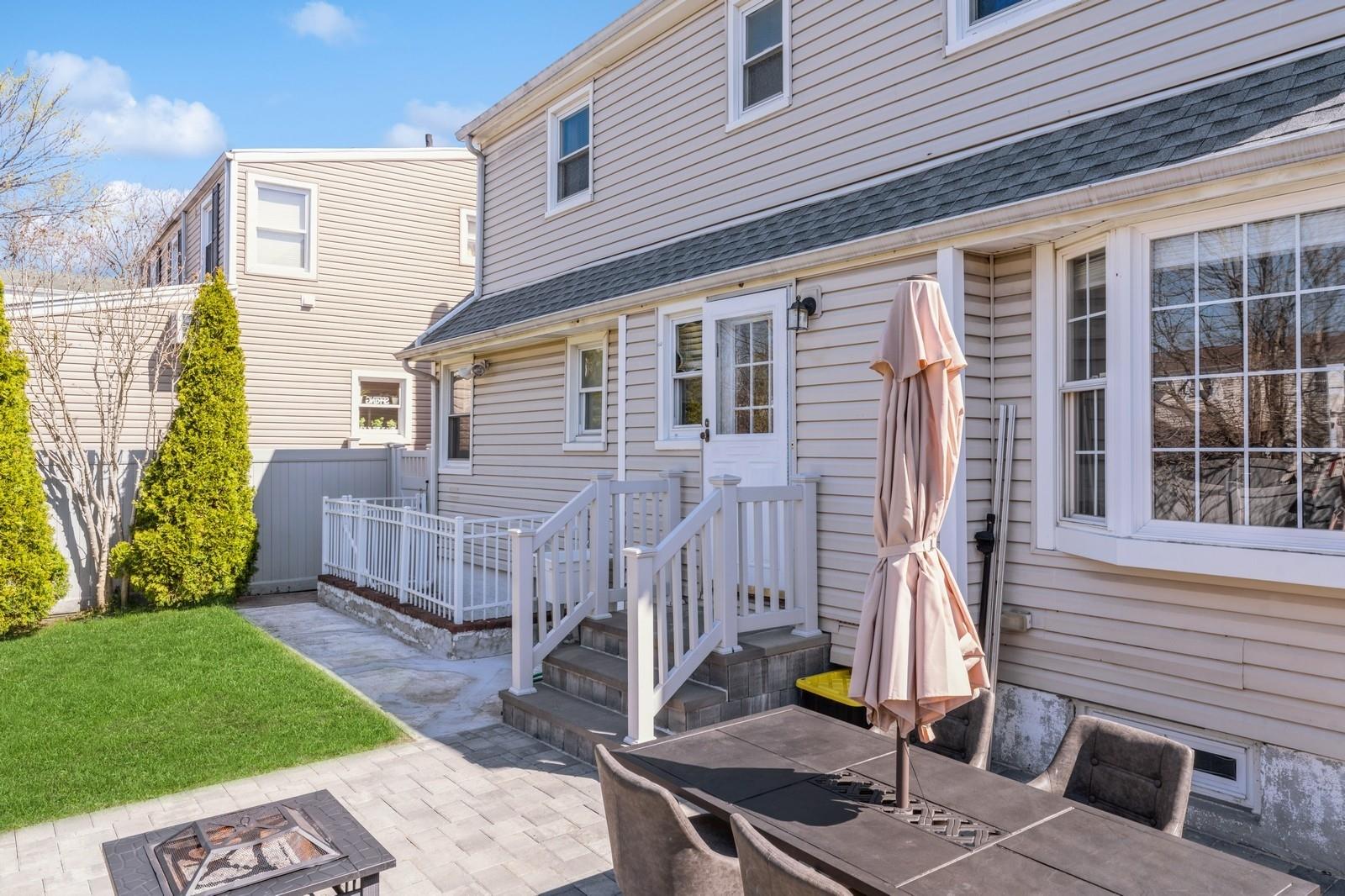 305 Seidman Place, Franklin Square, New York image 20