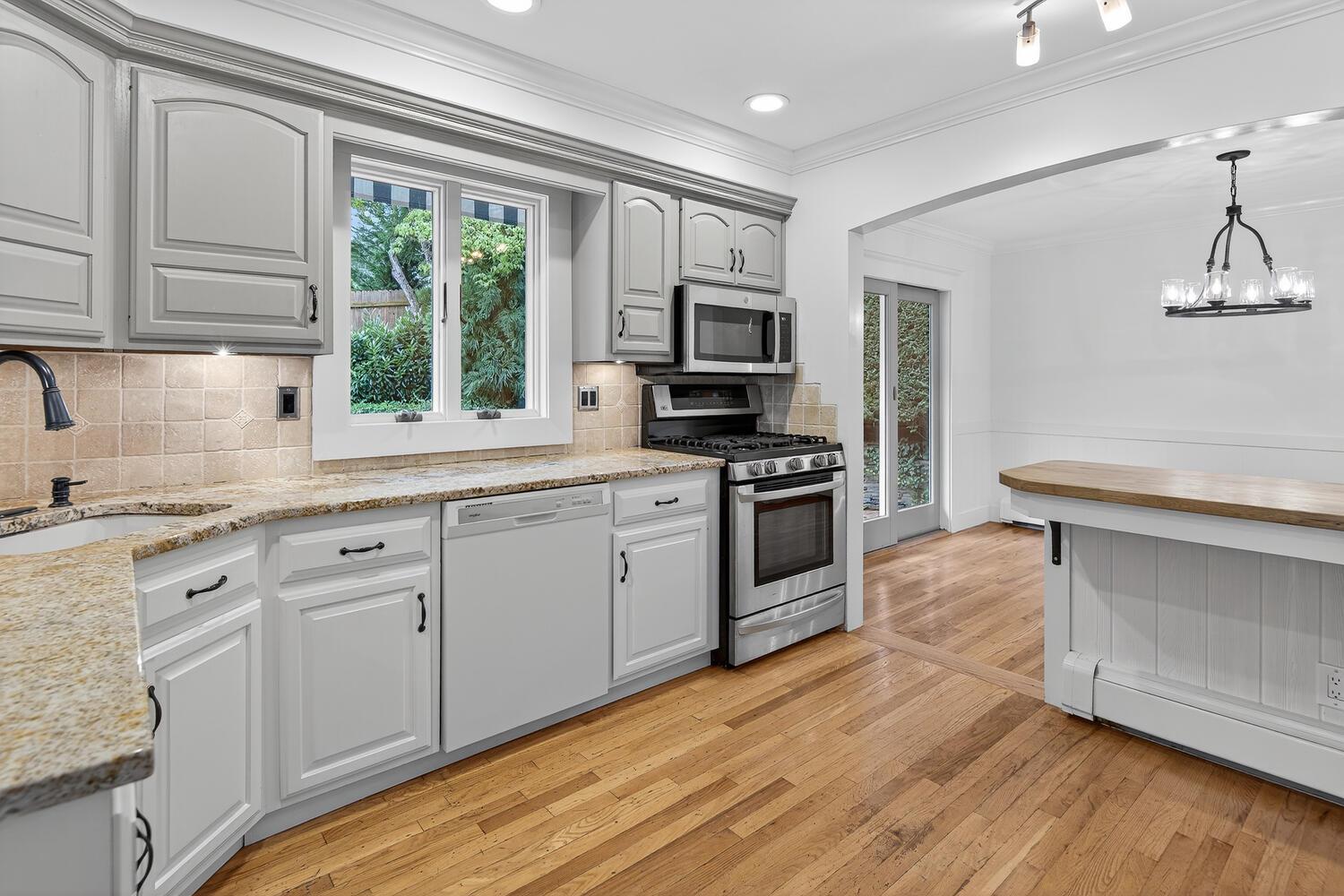 1A Briarwood Drive