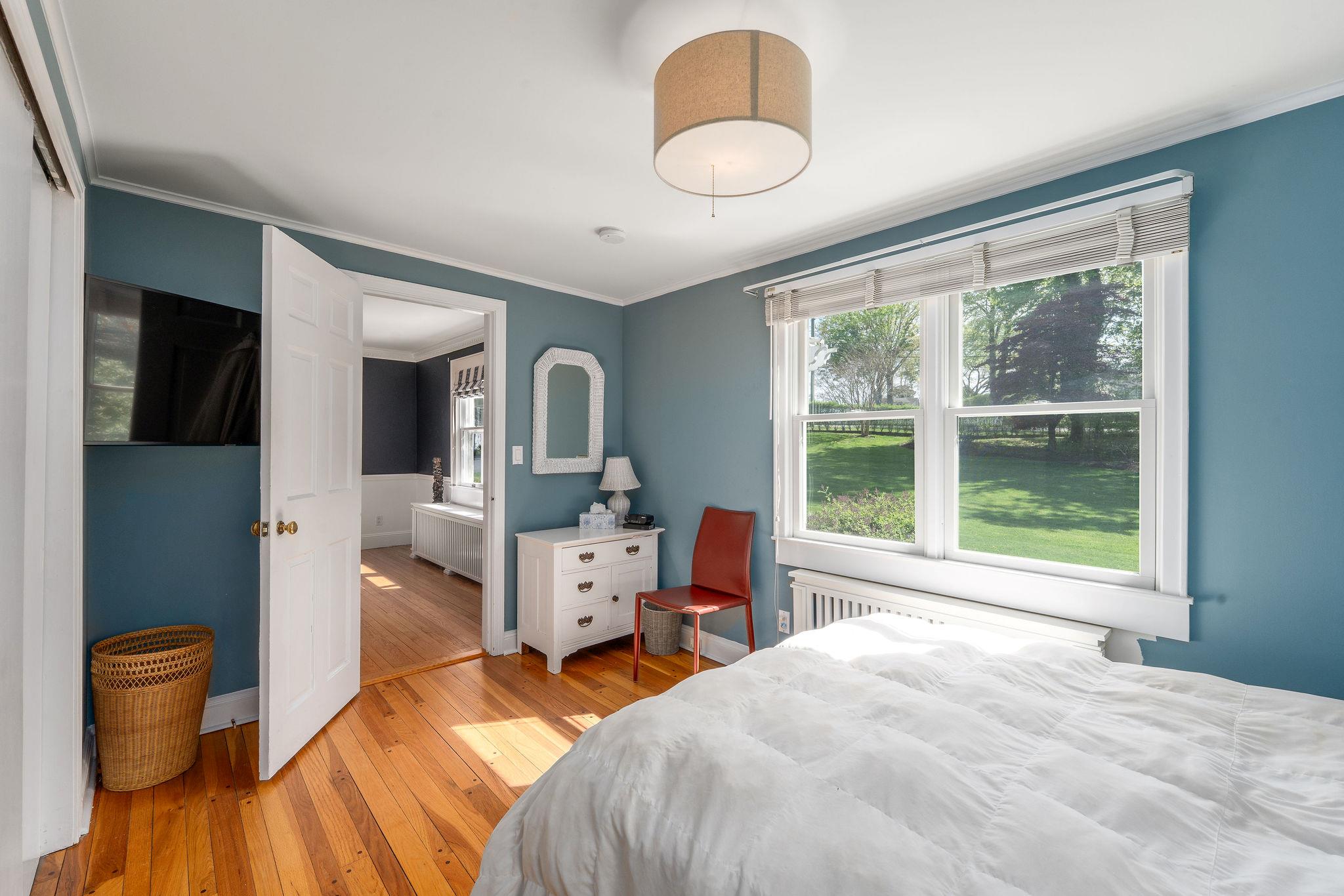 2455 New Suffolk Avenue, Mattituck, New York image 19