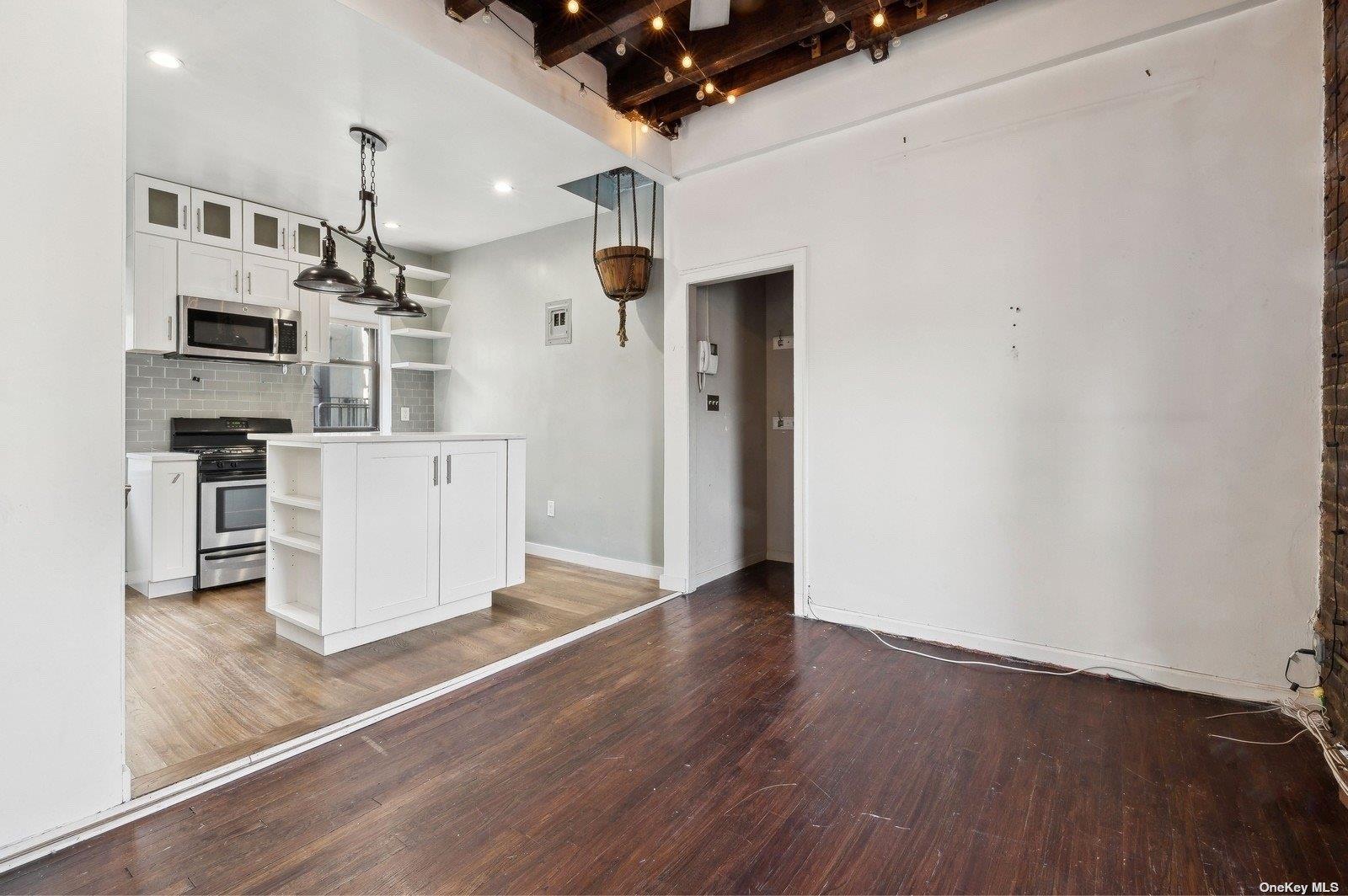 21-16 35th Street St #5B, Astoria, New York image 8