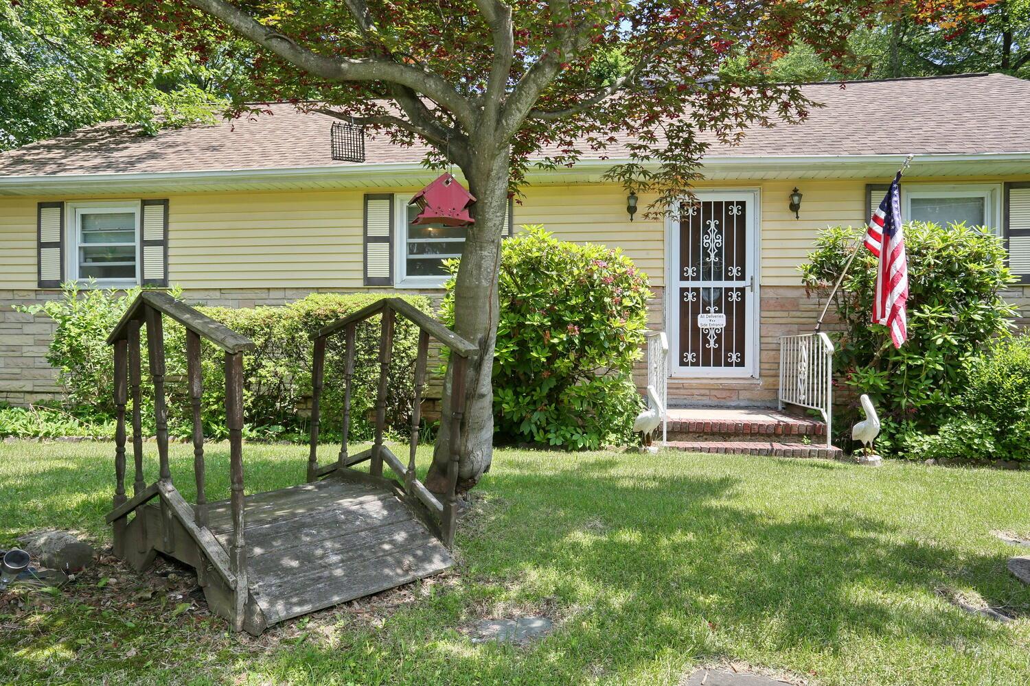 173 Massachusetts Avenue, Congers, New York image 3