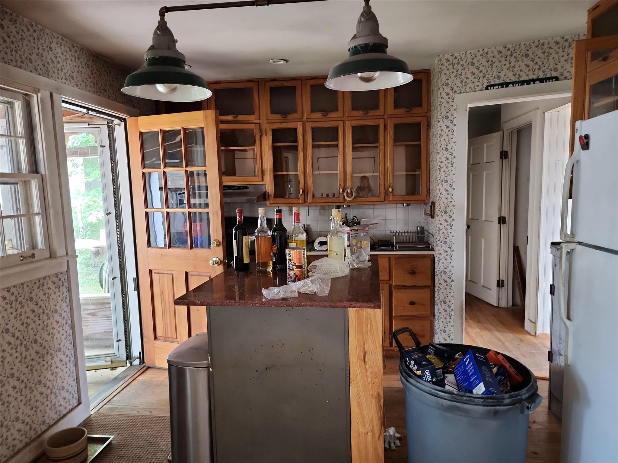 337 N Boston Avenue, Massapequa, New York image 5