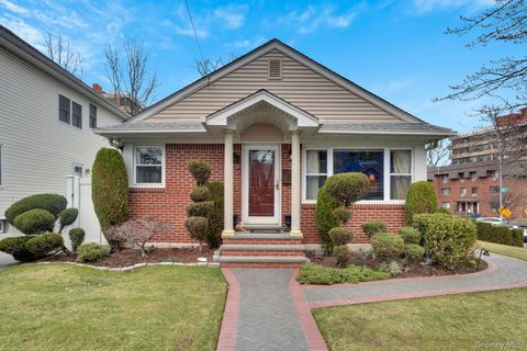 16255 12th Avenue Whitestone NY 11357