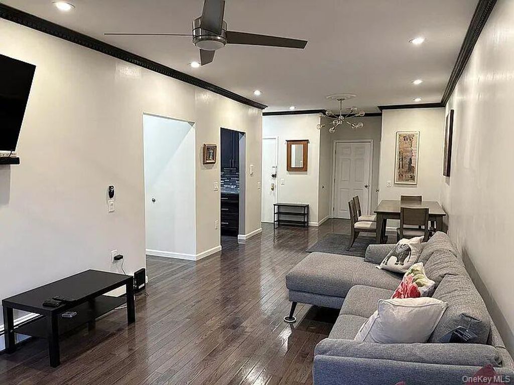 Photo of 756 Macdonough Street #E1, Brooklyn, NY 11233 (MLS # 987789)