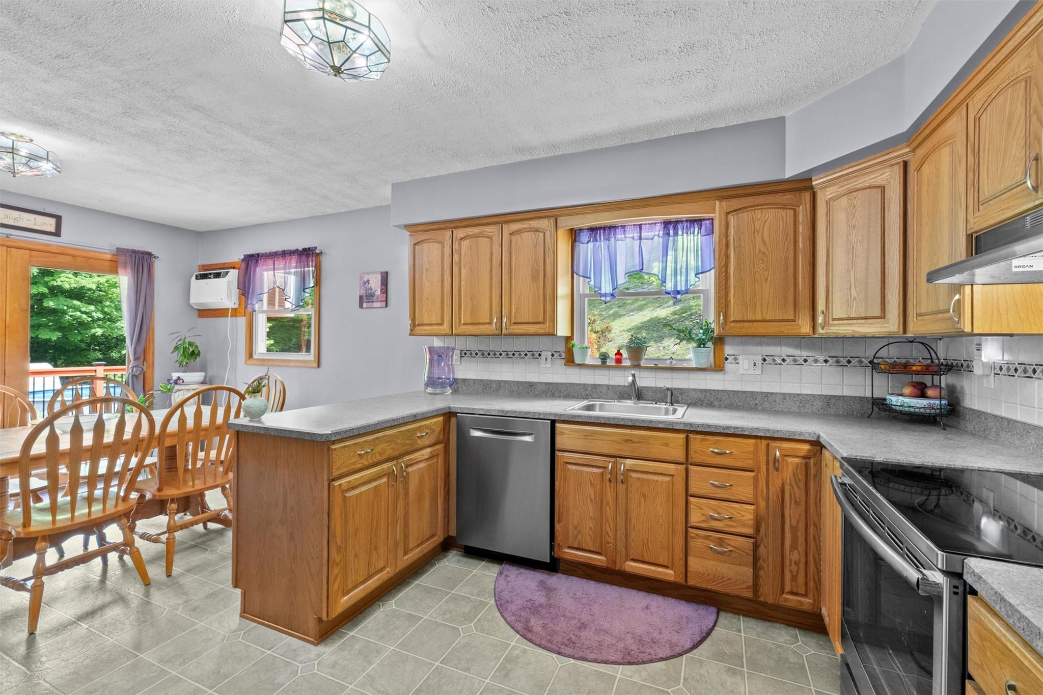 219 Cardinal Road, Hyde Park, New York image 24