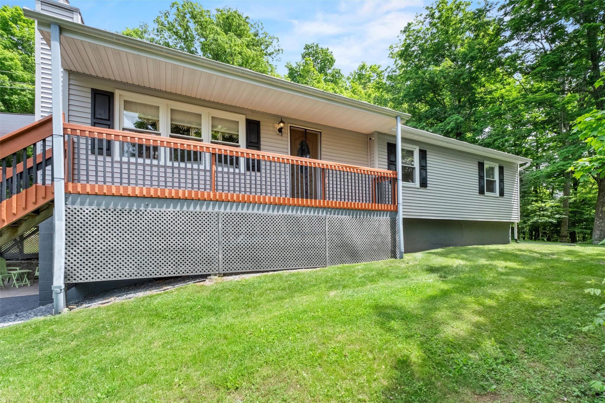 219 Cardinal Road, Hyde Park, New York image 5