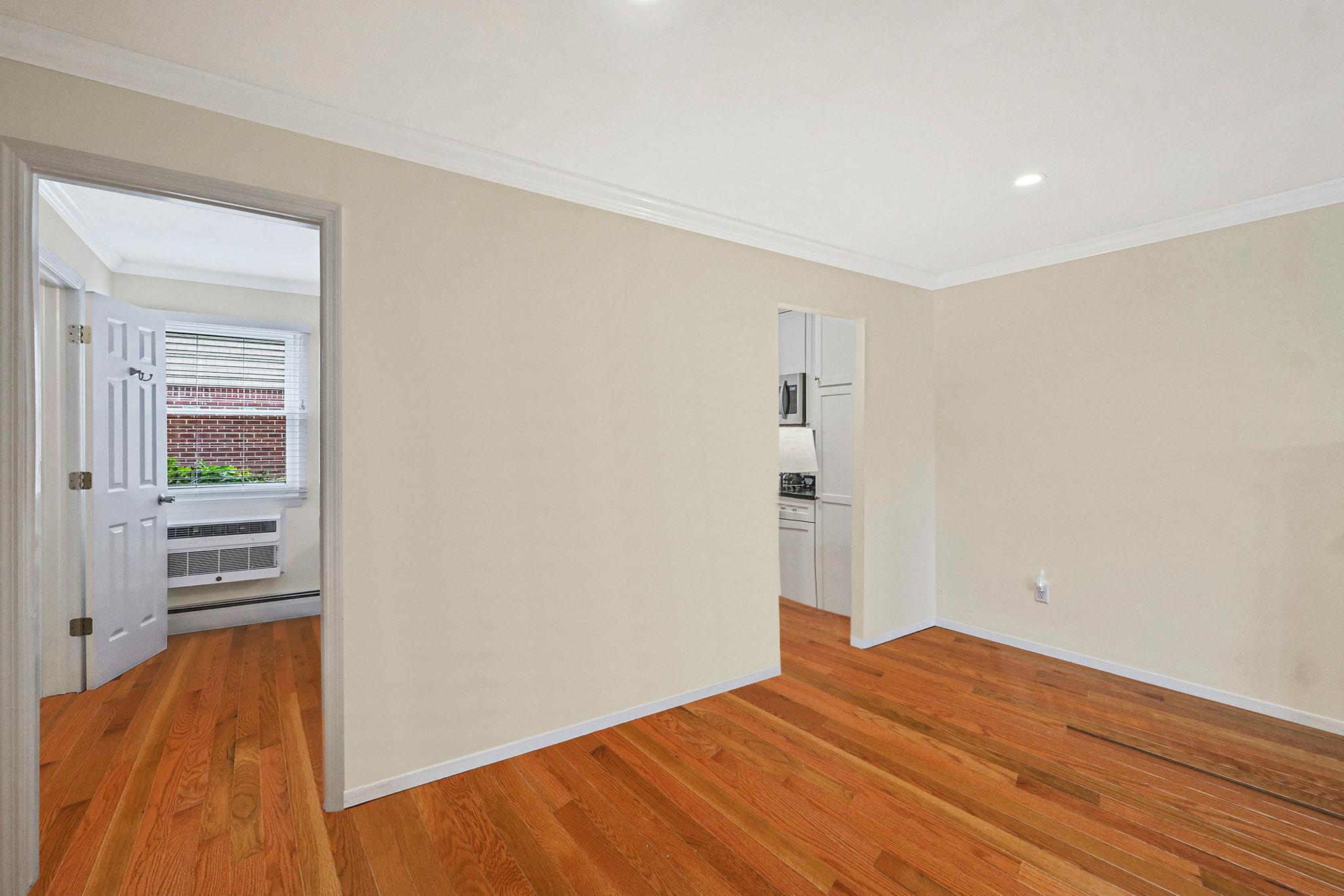 3118 Wilshire Lane Ln #3118, Oakdale, New York image 11