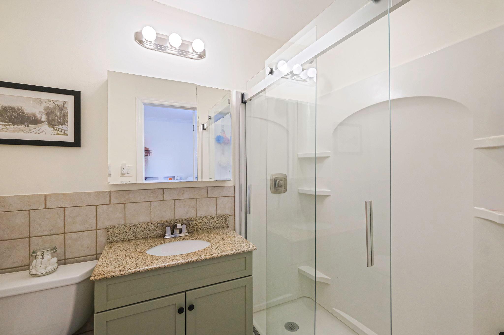 3118 Wilshire Lane Ln #3118, Oakdale, New York image 16