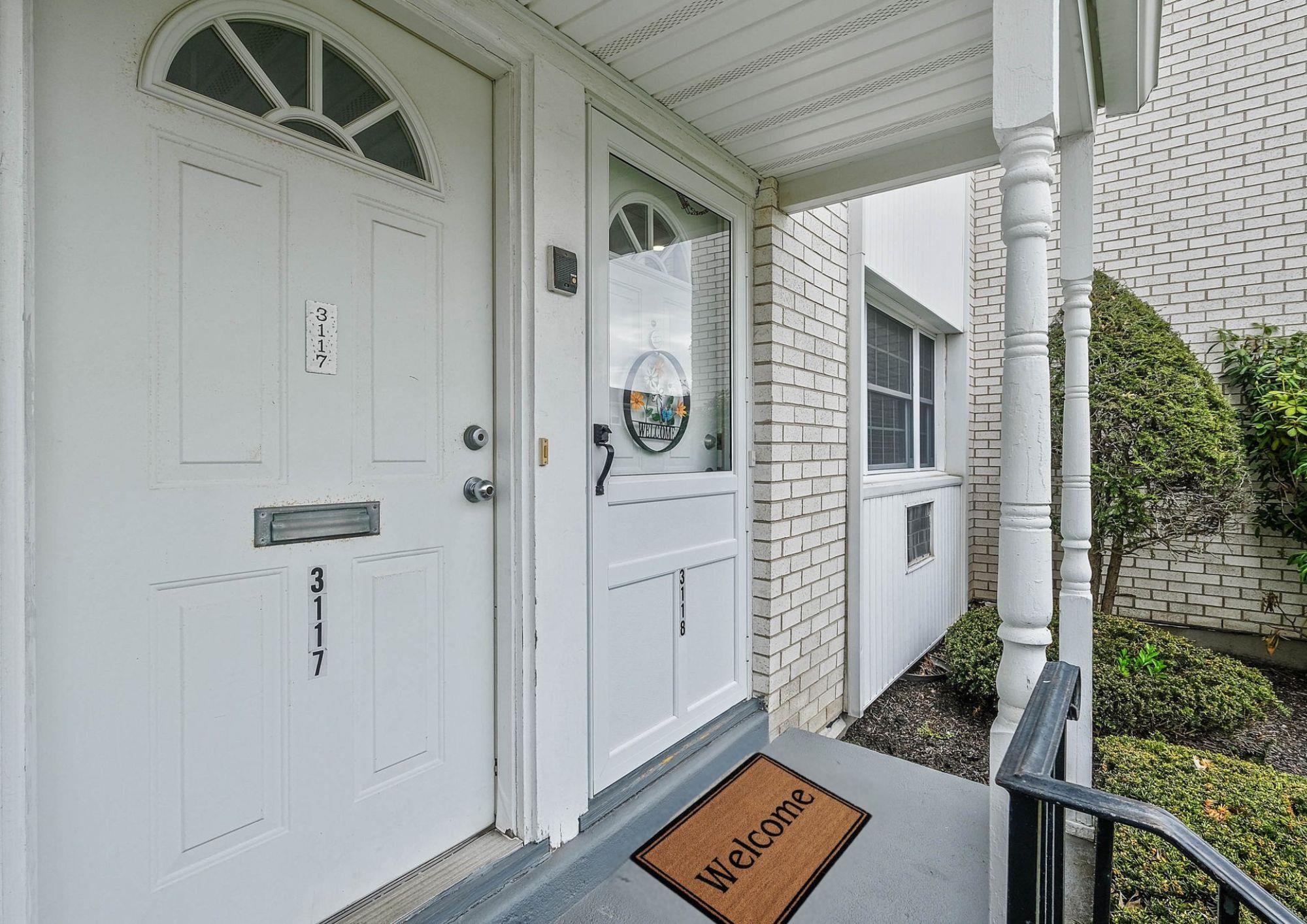 3118 Wilshire Lane Ln #3118, Oakdale, New York image 2