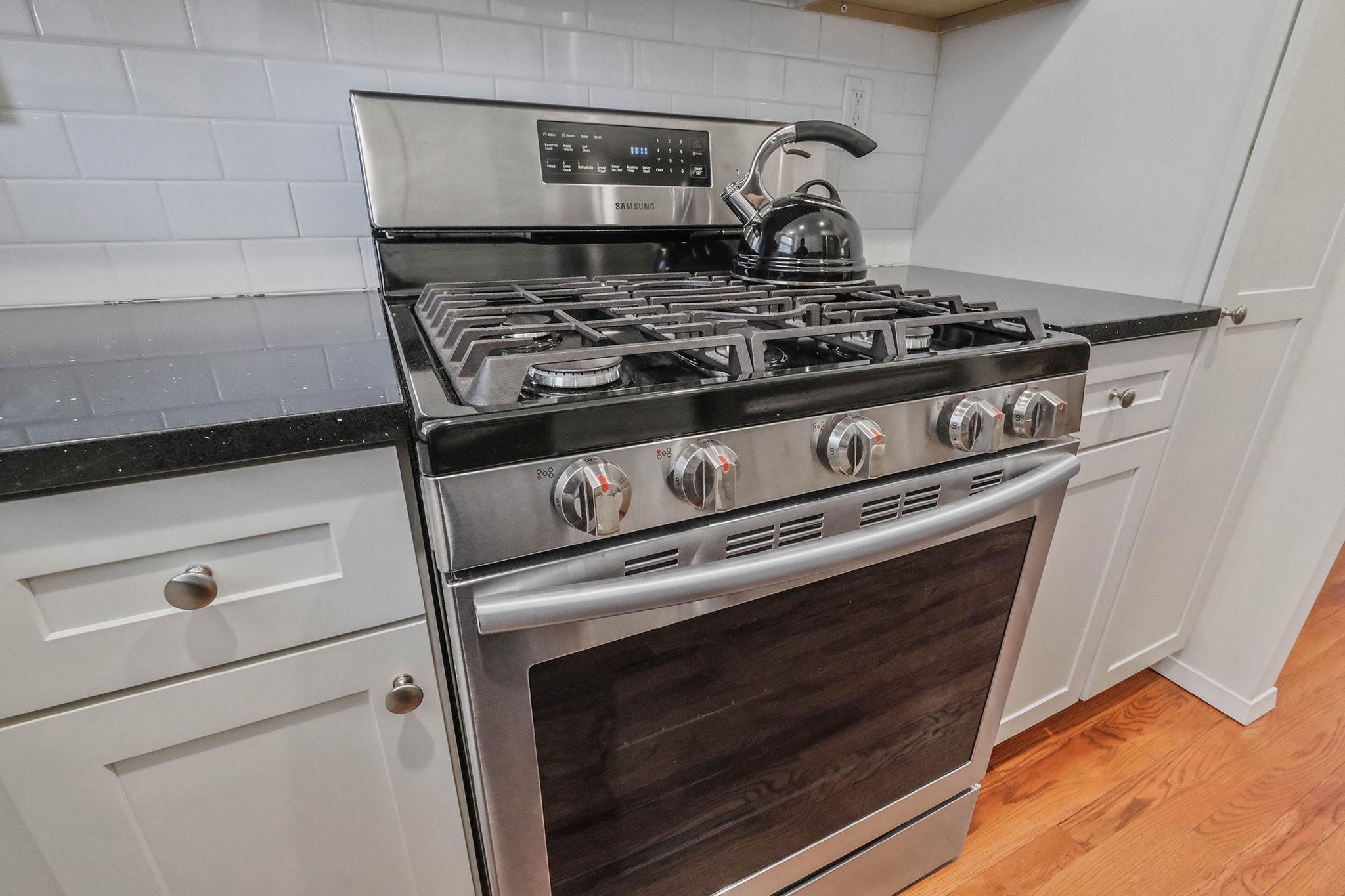 3118 Wilshire Lane Ln #3118, Oakdale, New York image 8