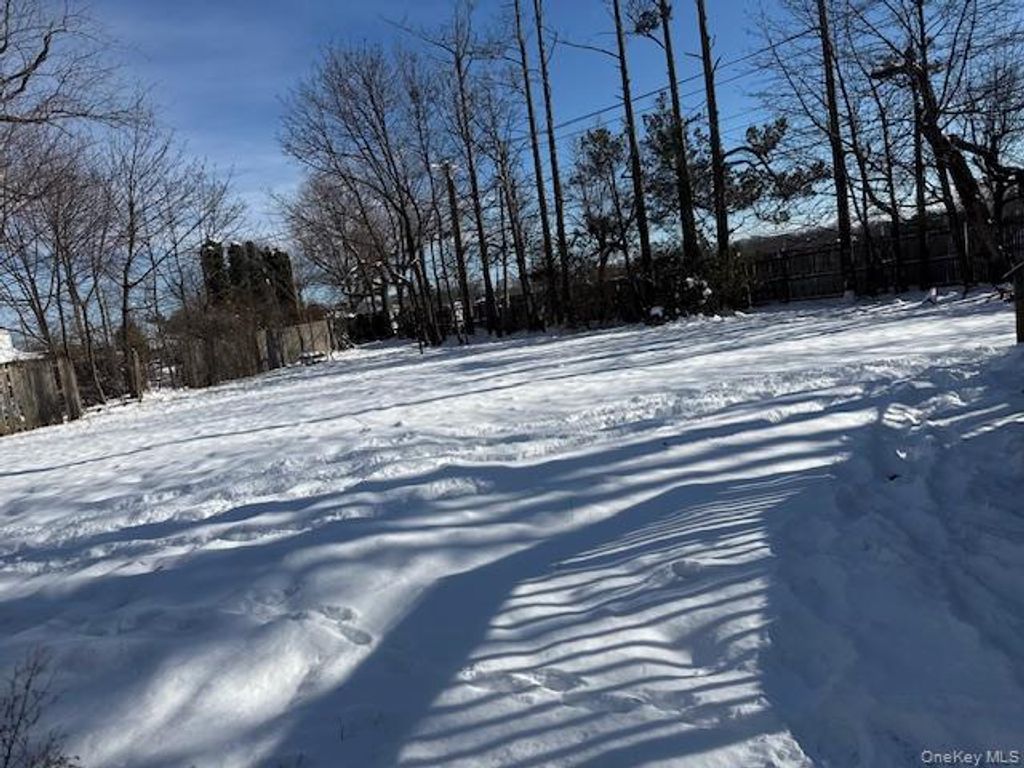 Photo of 48 Cliff Avenue, Hempstead, NY 11550 (MLS # 964838)