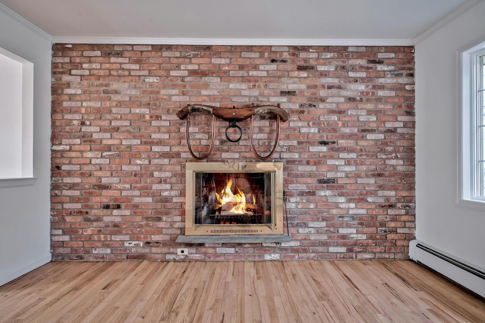 1566 Middle Neck Road, Port Washington, New York image 6