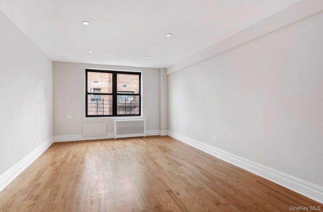 13317 Sanford Avenue 6N