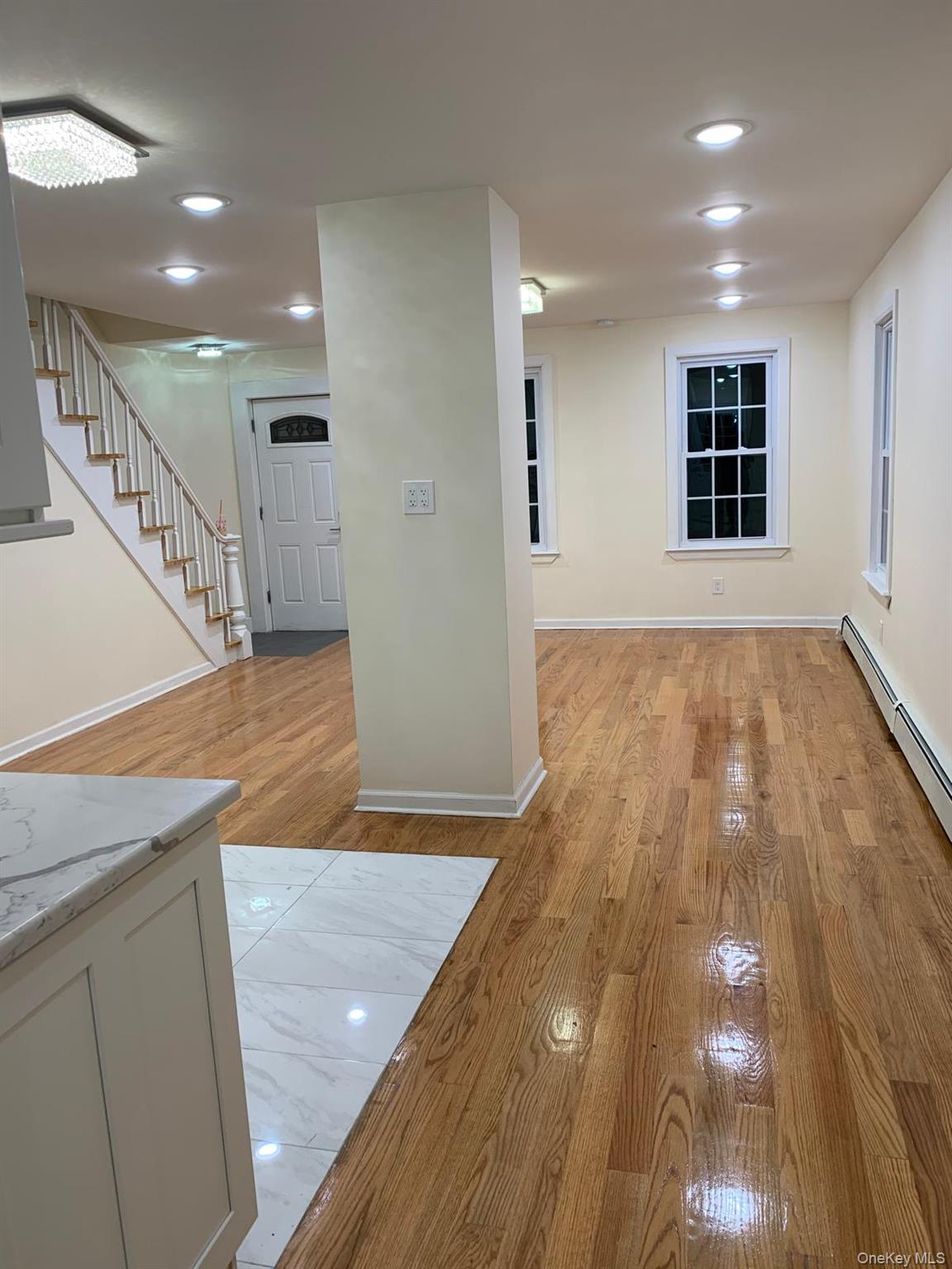 Ossining, New York 10562, United States, 3 Bedrooms Bedrooms, ,1 BathroomBathrooms,Residential,Active,216716