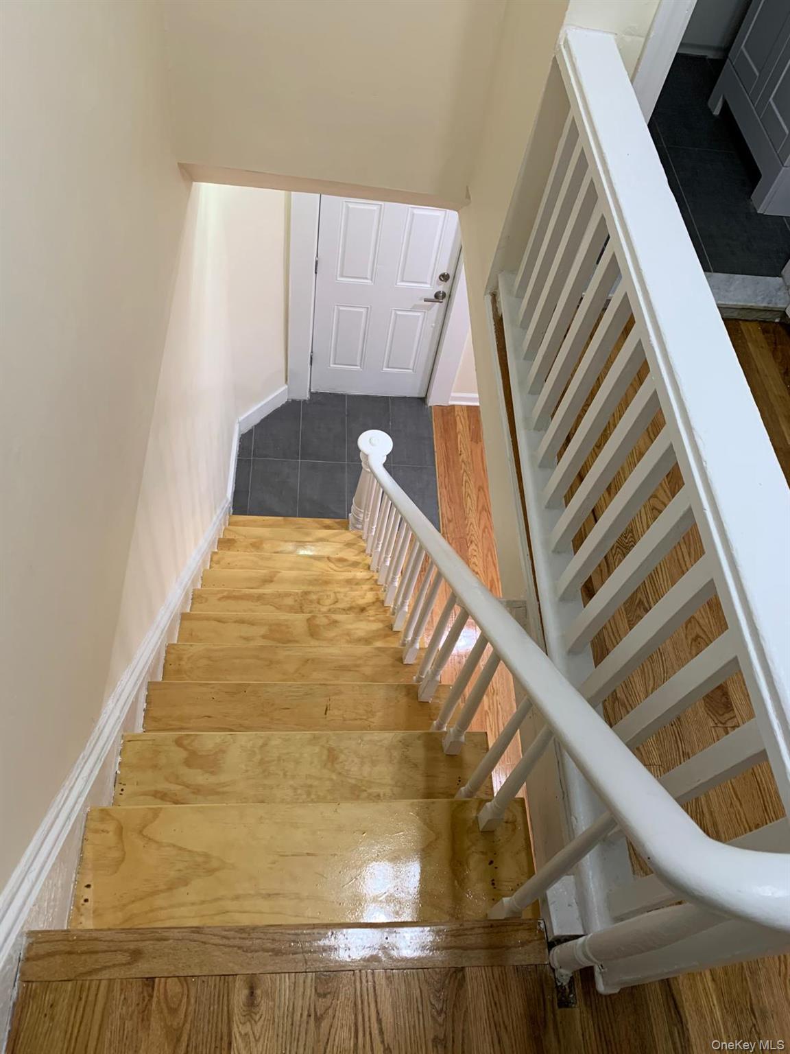 Ossining, New York 10562, United States, 3 Bedrooms Bedrooms, ,1 BathroomBathrooms,Residential,Active,216716