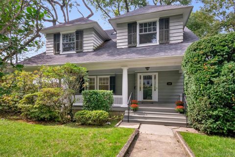 Apartment For Sale - 145 Cliff Avenue<br/> Pelham, NY 10803