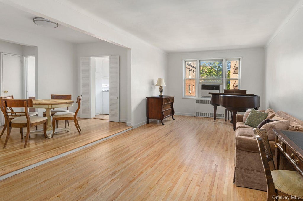Photo of 68-61 Yellowstone Blvd Blvd #518, Forest Hills, NY 11375 (MLS # 1068434)